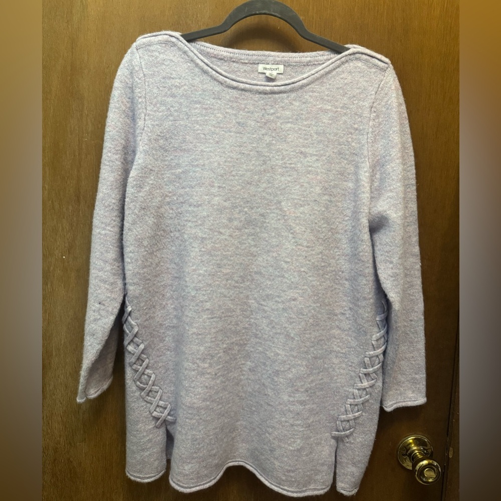 Women’s soft Lavender Westport 1x Tunic Sweater top with braid detail